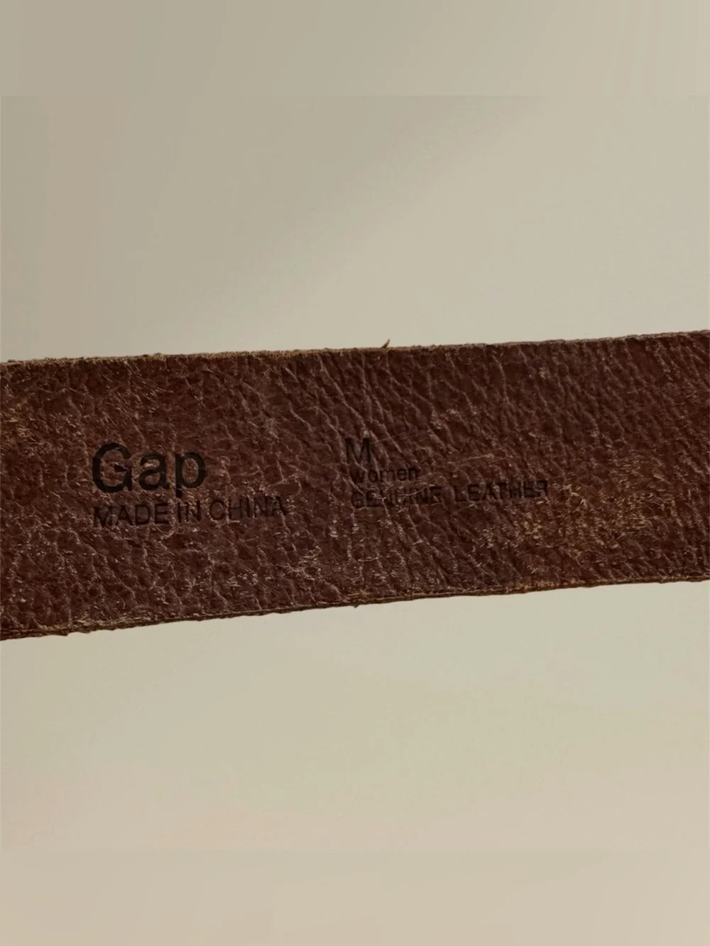 🛍️SALE🛍️ GAP Women's Floral Embossed Genuine Leather Belt with Brass-Tone Buckle - Picture 11 of 12
